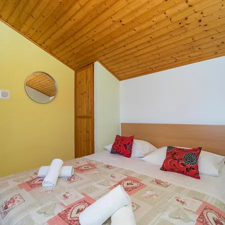 Korcula Pelegrin Close To The Sea